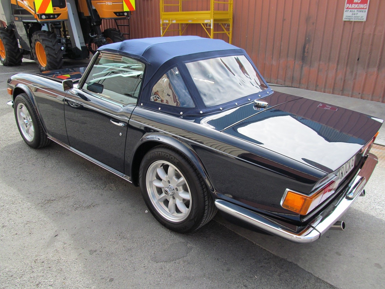 TR6_0011
