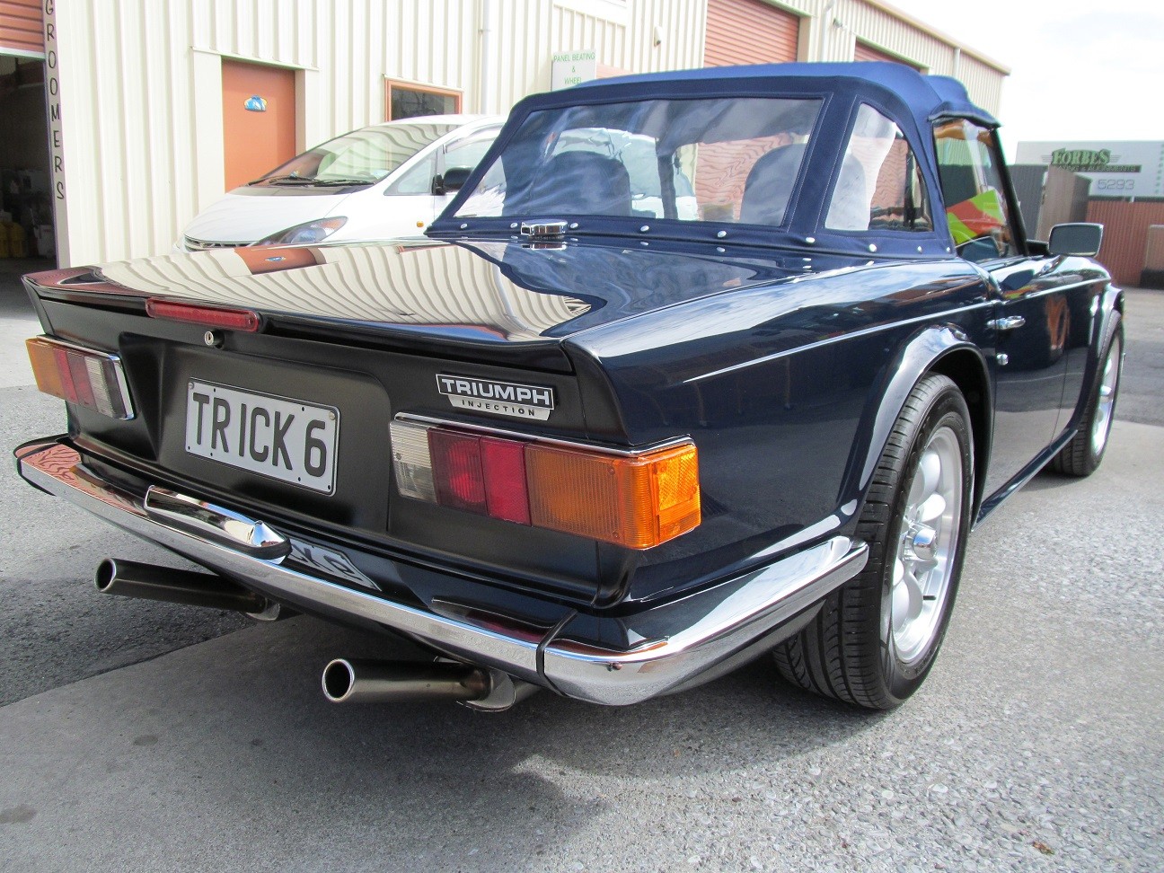 TR6_0055