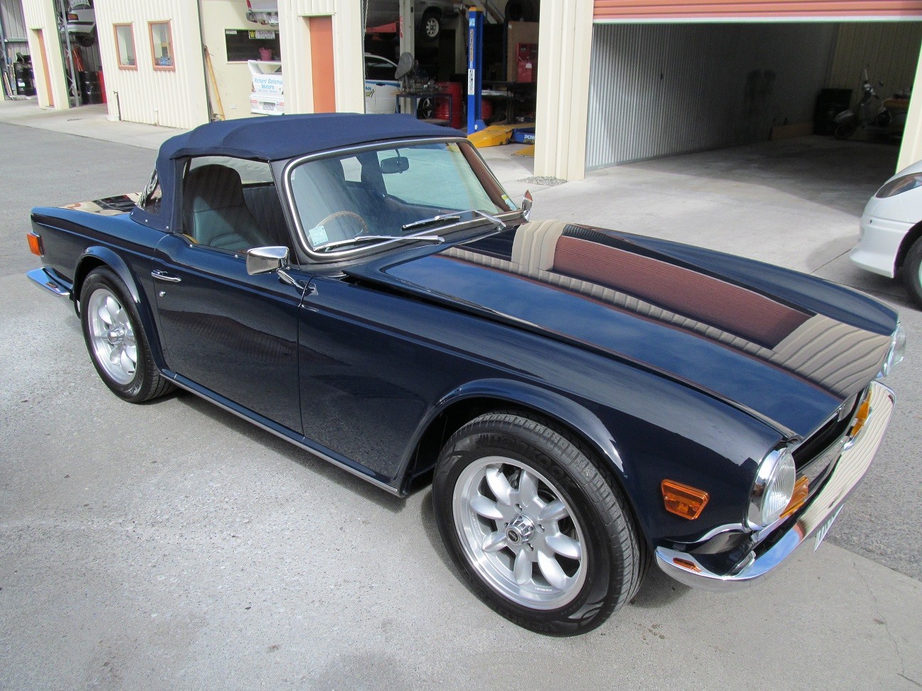 TR6_0066
