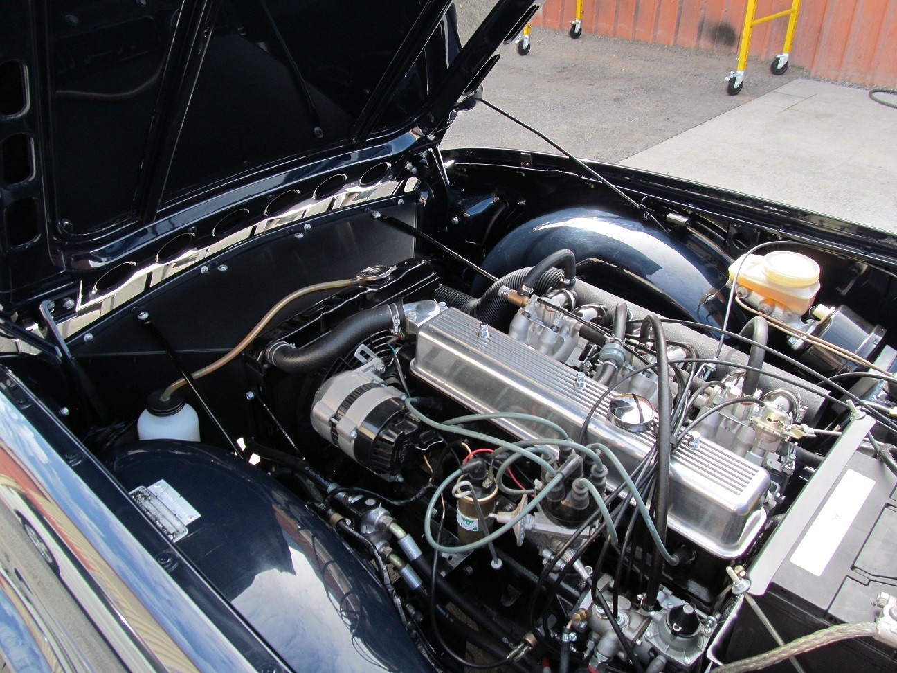 TR6_0100
