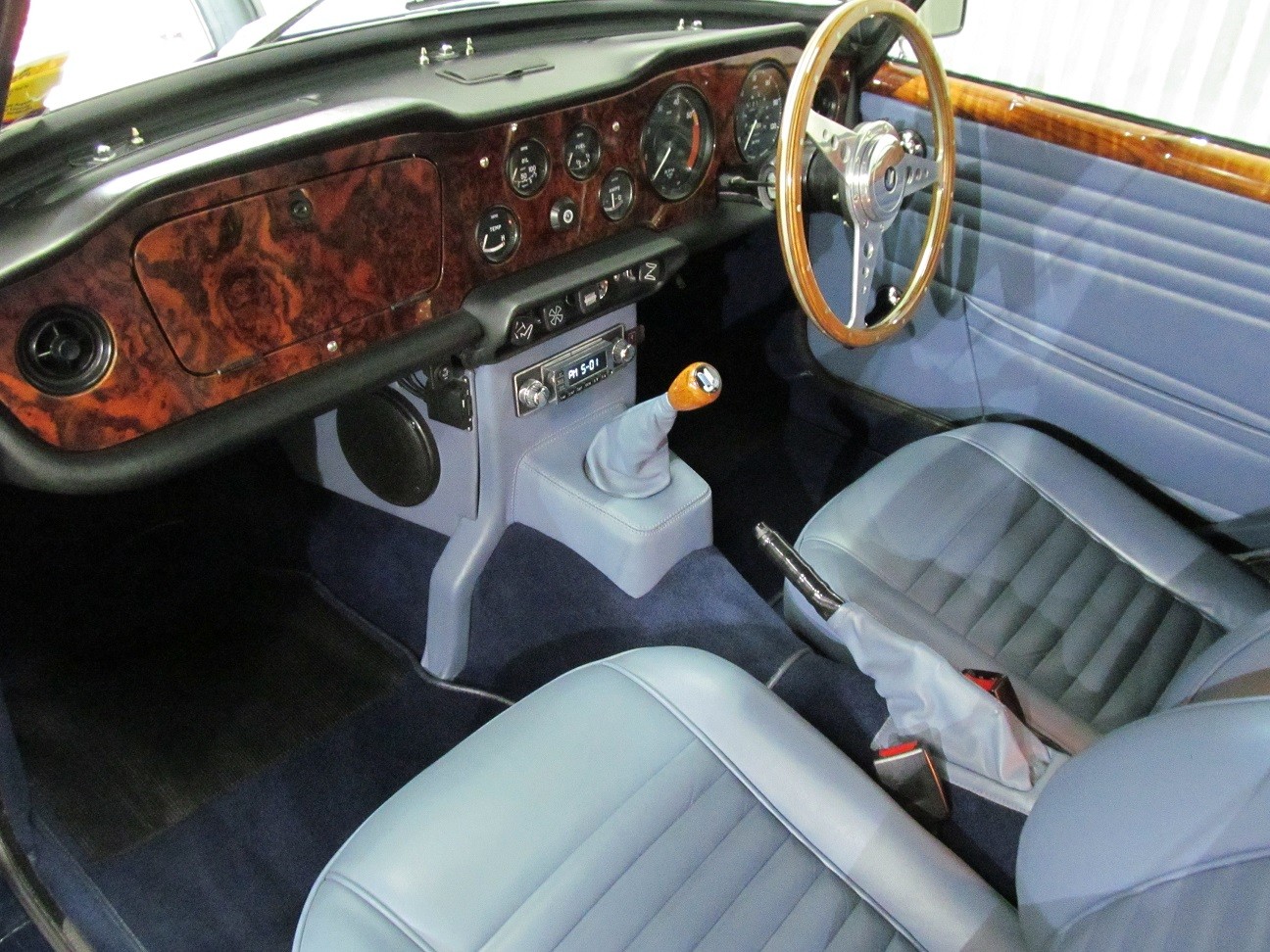 TR6_Interior_0033