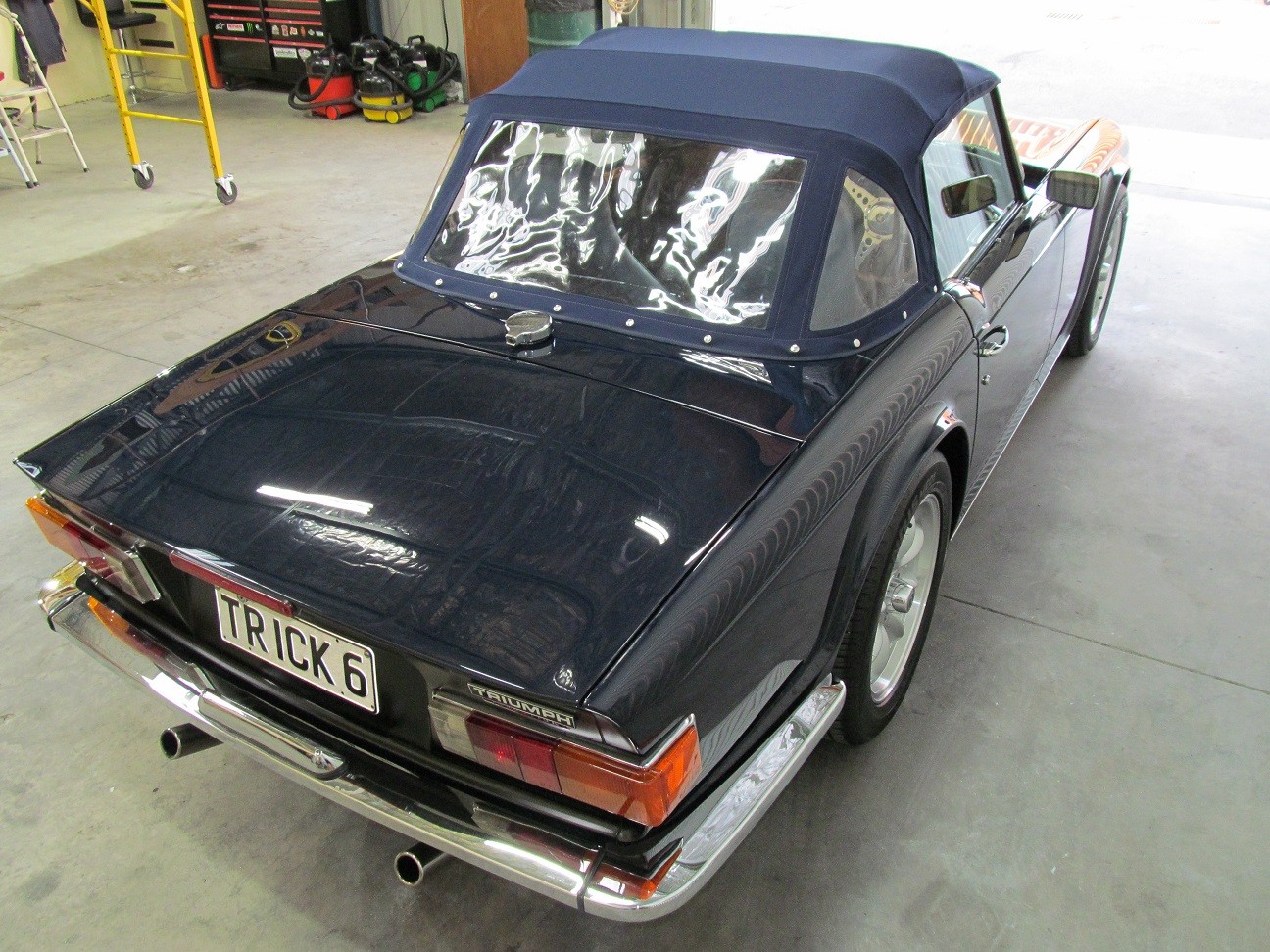 TR6_Interior_0066