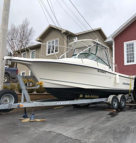 Trophy Center Console Boat