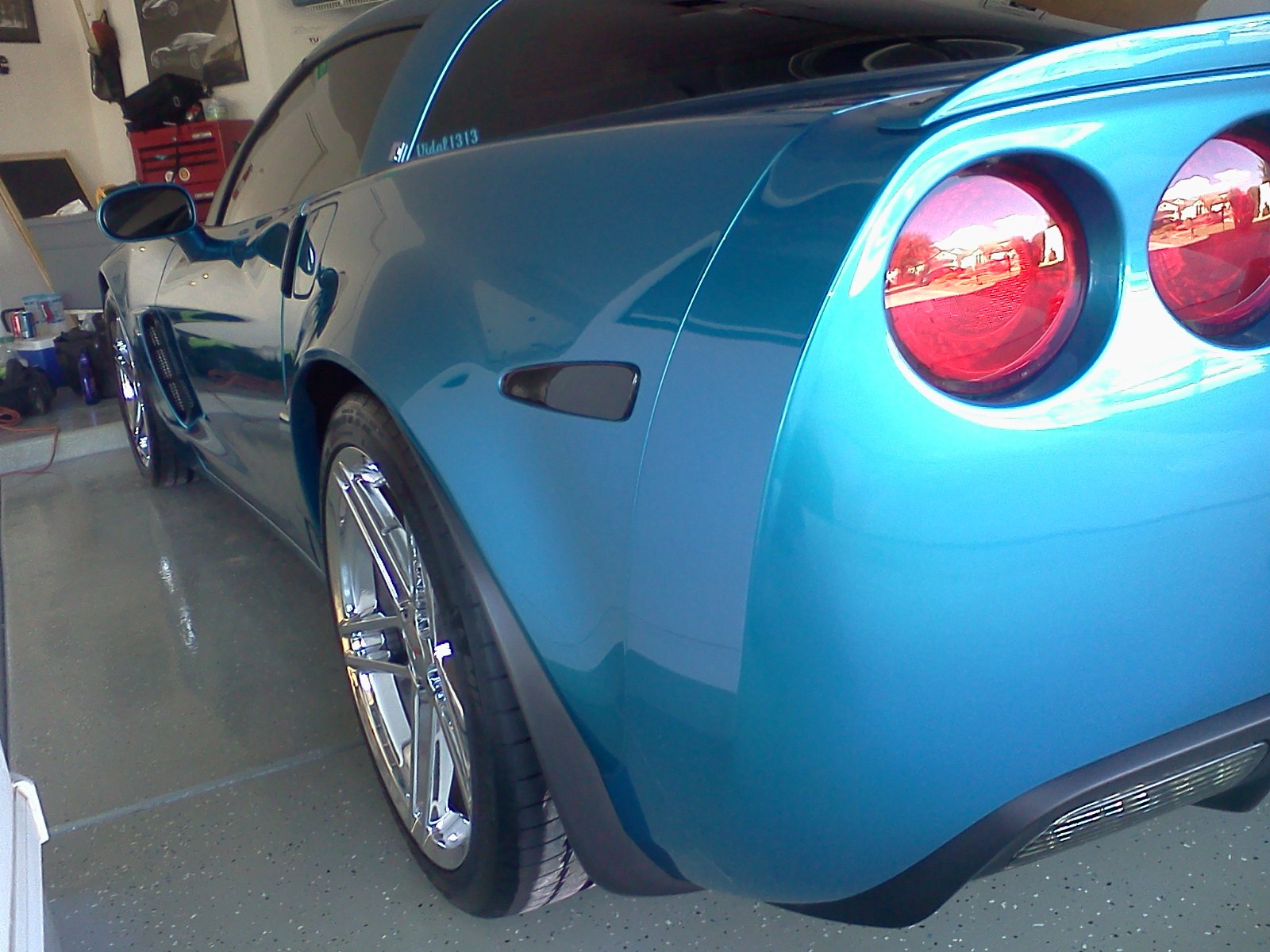 vette_back