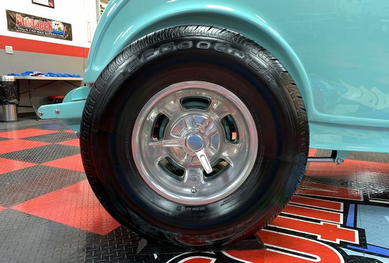 Video Machine Scrubbing Tires and Tire Coatings Mike Phillips