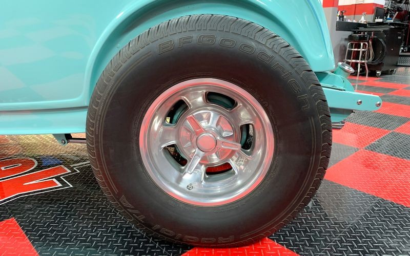 Video Machine Scrubbing Tires and Tire Coatings Mike Phillips