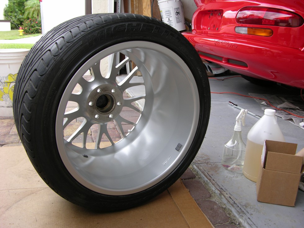 Viper Wheels and Wells Detail