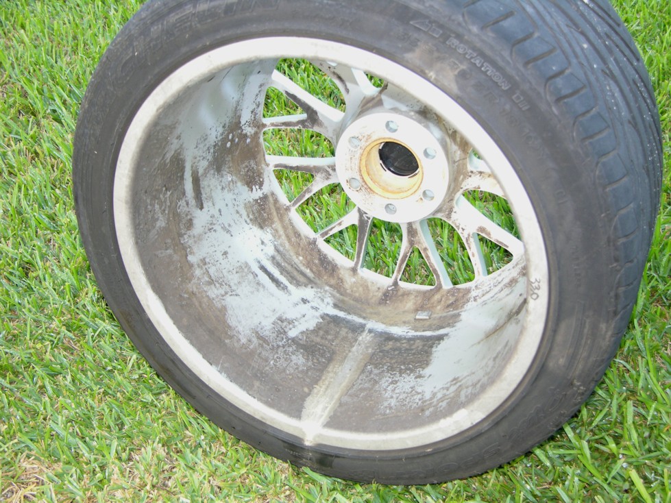 Viper Wheels and Wells Detail