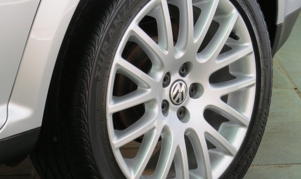 vwgolf13-47