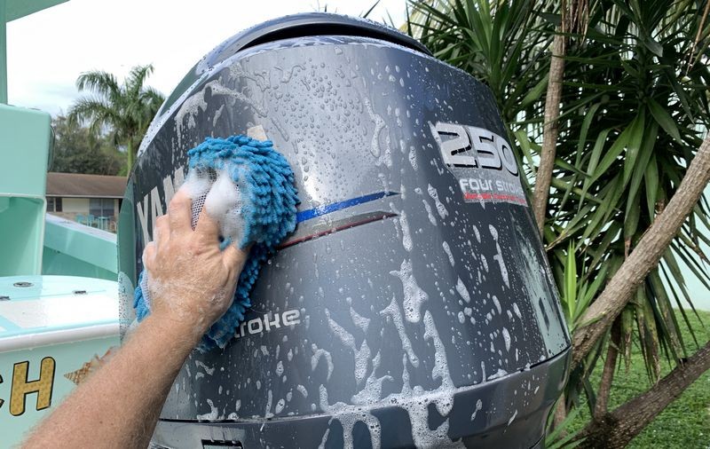 Washing a ceramic coated boat Mike Phillips Autogeek