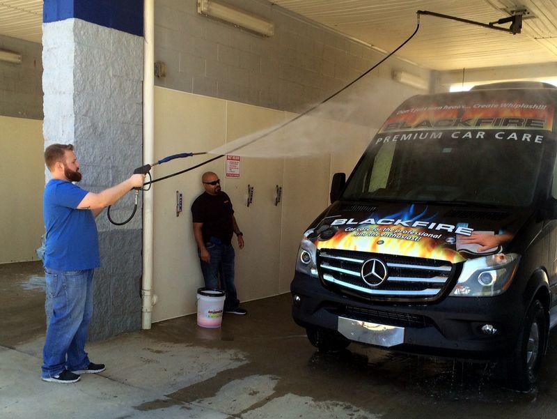 Washing iVan in Kentucky