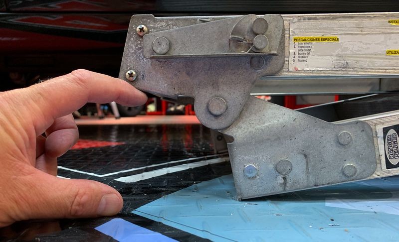 Werner Work Platform Safety Tip
