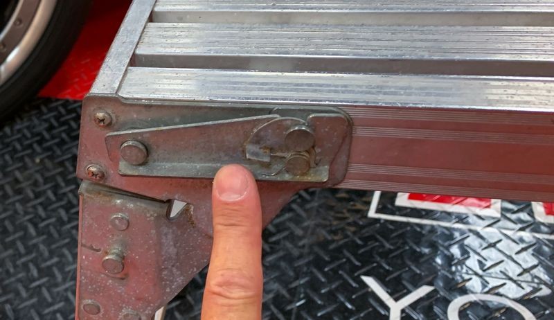 Werner Work Platform Safety Tip
