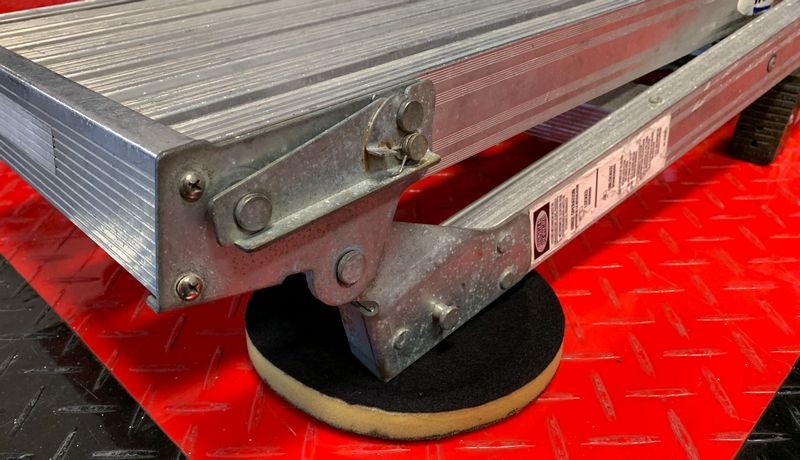 Werner Work Platform Safety Tip