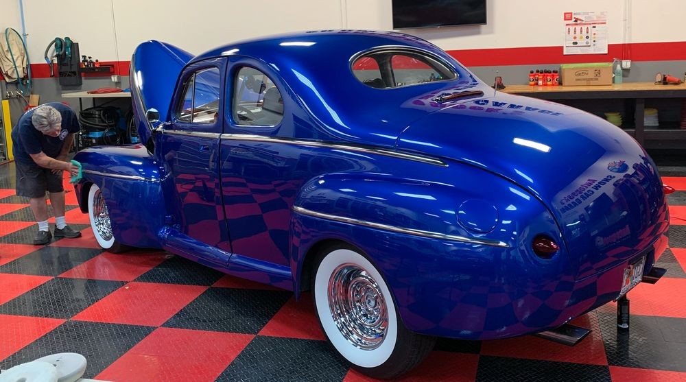 Wetsanding 1947 Ford Coupe Streetrod Mike Phillips