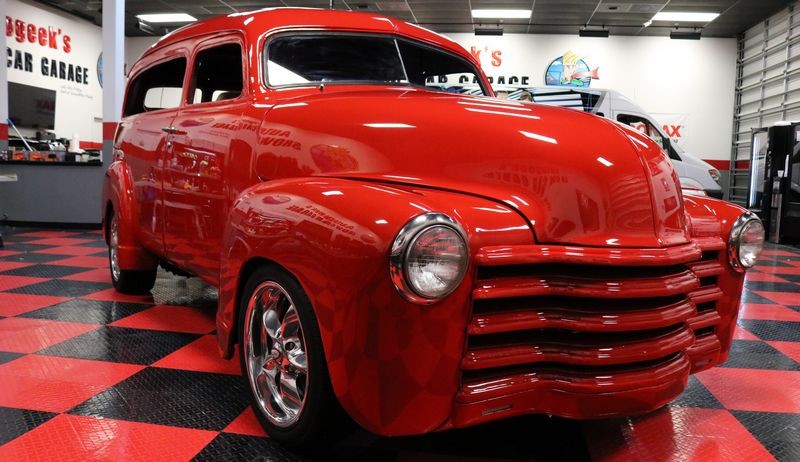 Wetsanding 1948 Chevy Suburban Streetrod Mike Phillips