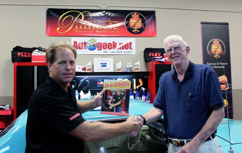 What's in the Garage TV Show with Mike Phillips at Autogeek.net