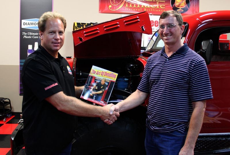 What's in the Garage TV Show with Mike Phillips at Autogeek.net