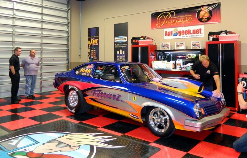 What's in the Garage TV Show with Mike Phillips at Autogeek.net