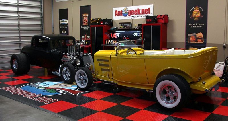 Wicked Bad Pontiac 5-Window Coupe with a Hemi Engine
