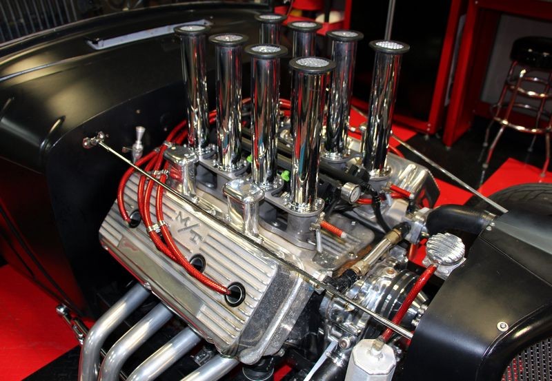 Wicked Bad Pontiac 5-Window Coupe with a Hemi Engine