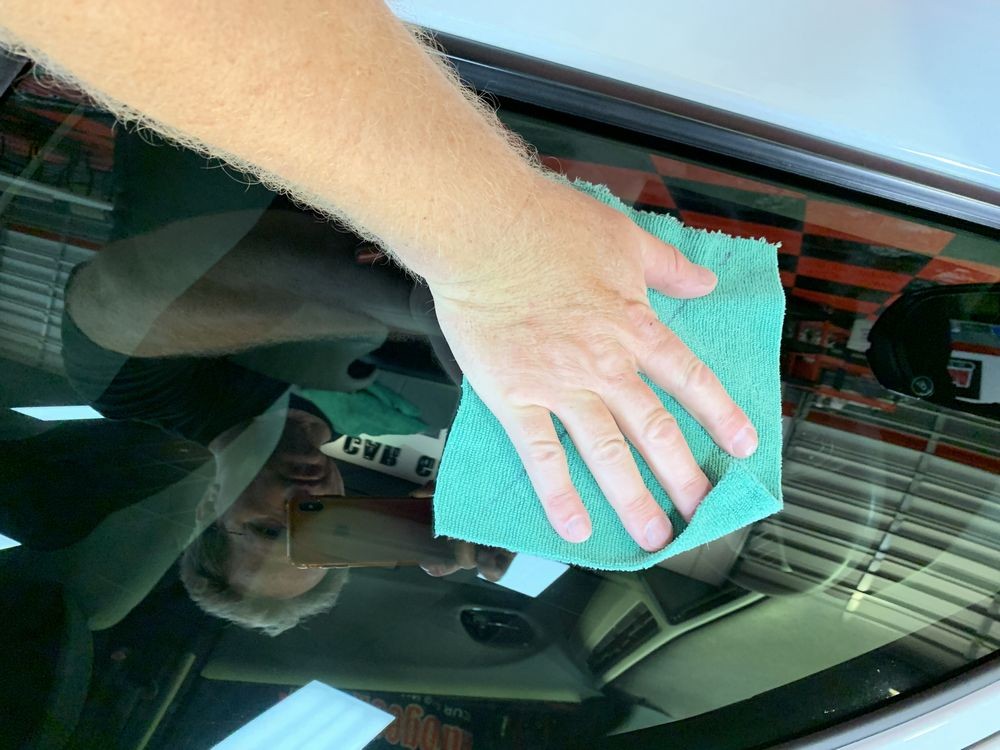 Windshield Coating - PBL Surface Coating