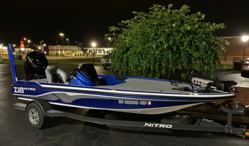 Z18 Nitro Bass Fishing Boat