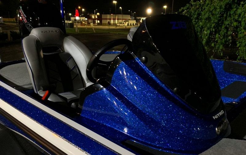 Z18 Nitro Bass Fishing Boat